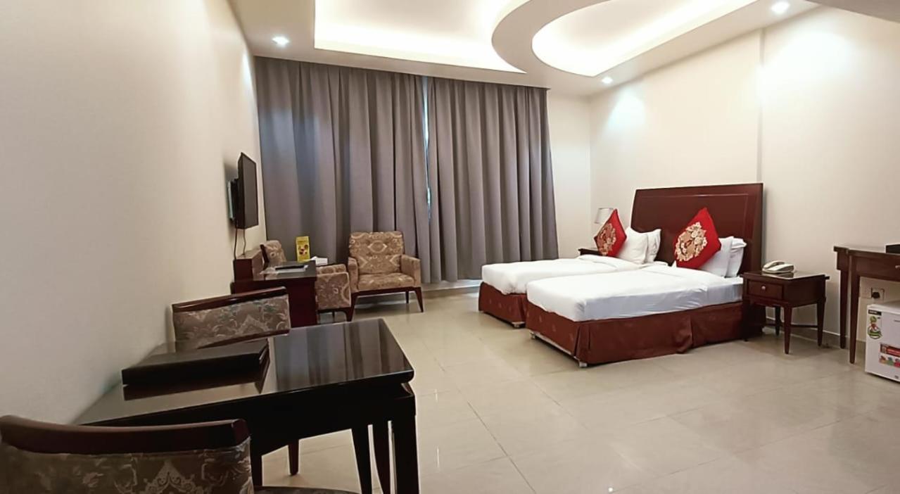 Clifton International Hotel Fujairah Exterior photo