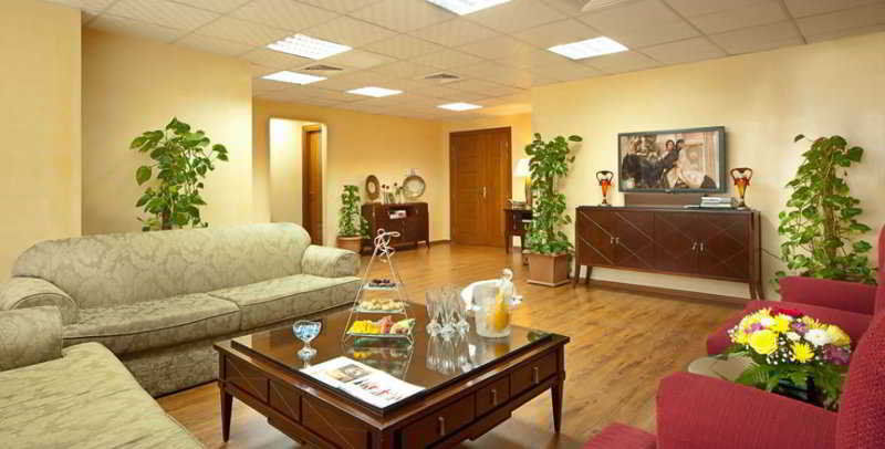 Clifton International Hotel Fujairah Exterior photo